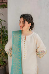 Embroidered Lawn EE-04