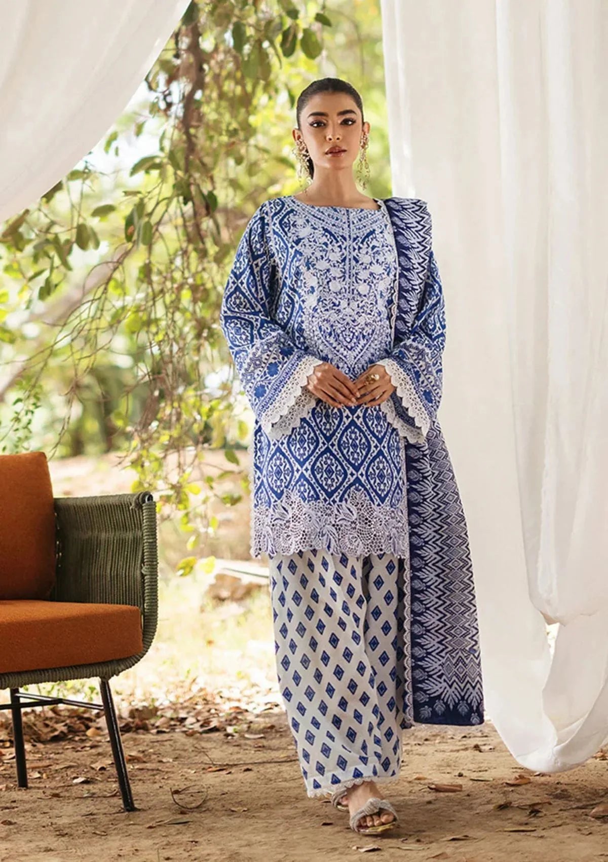 ZNB CHTANI Lawn Unstitched Embroided