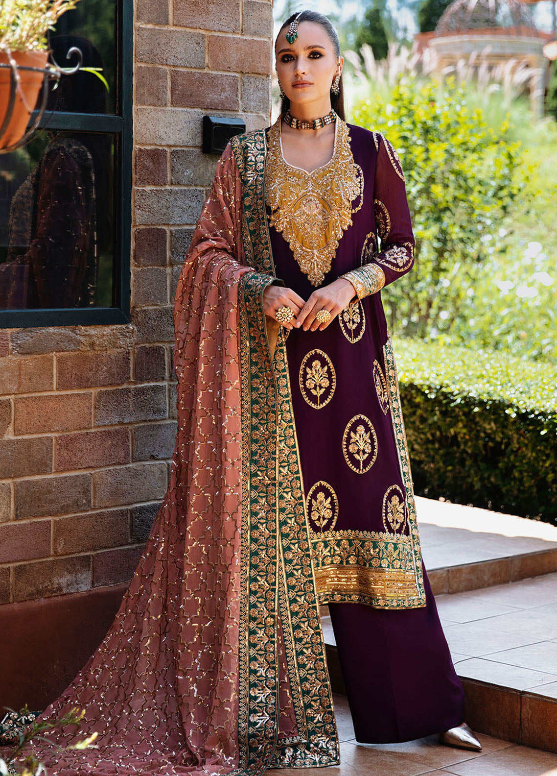 Embroidered Luxury Formals EE-34