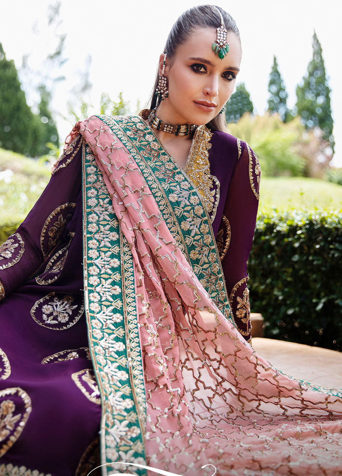 Embroidered Luxury Formals EE-34